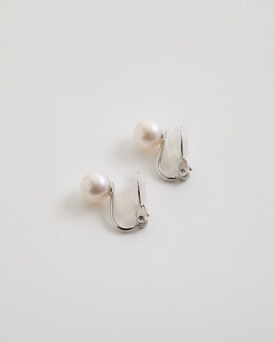 CADEAUX PEARL EARRINGS