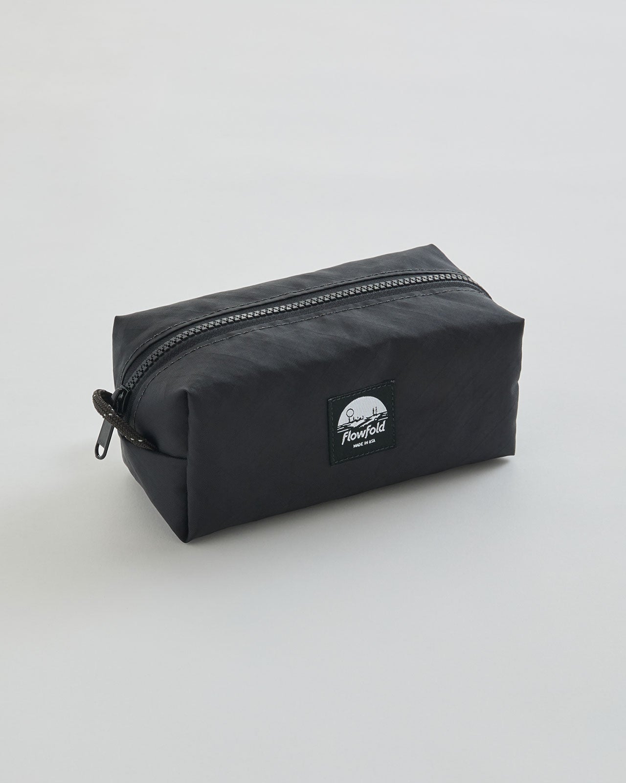 flow fold AVIATOR TRAVEL KIT TOILETRY BAG_MEDIUM