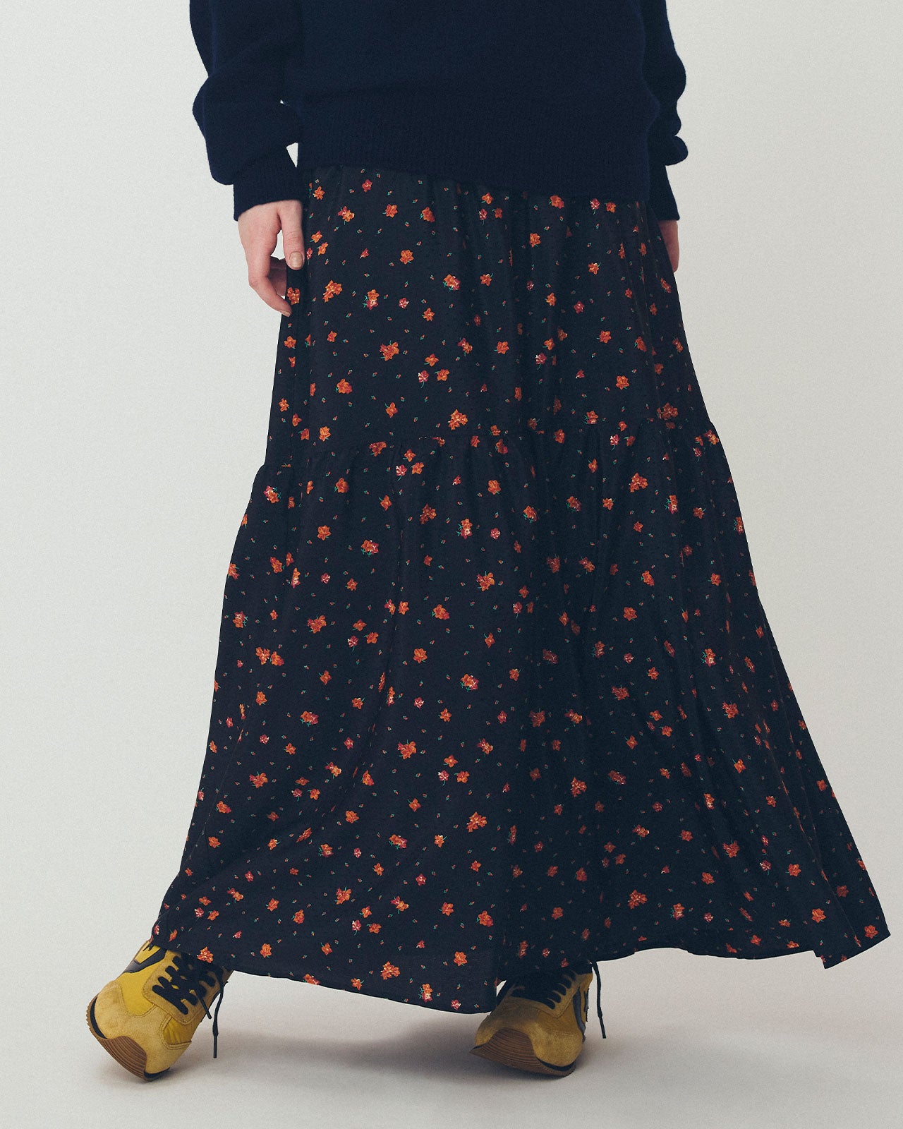【9月中旬お届け】TINY BLOSSOM PRINTED SKIRT