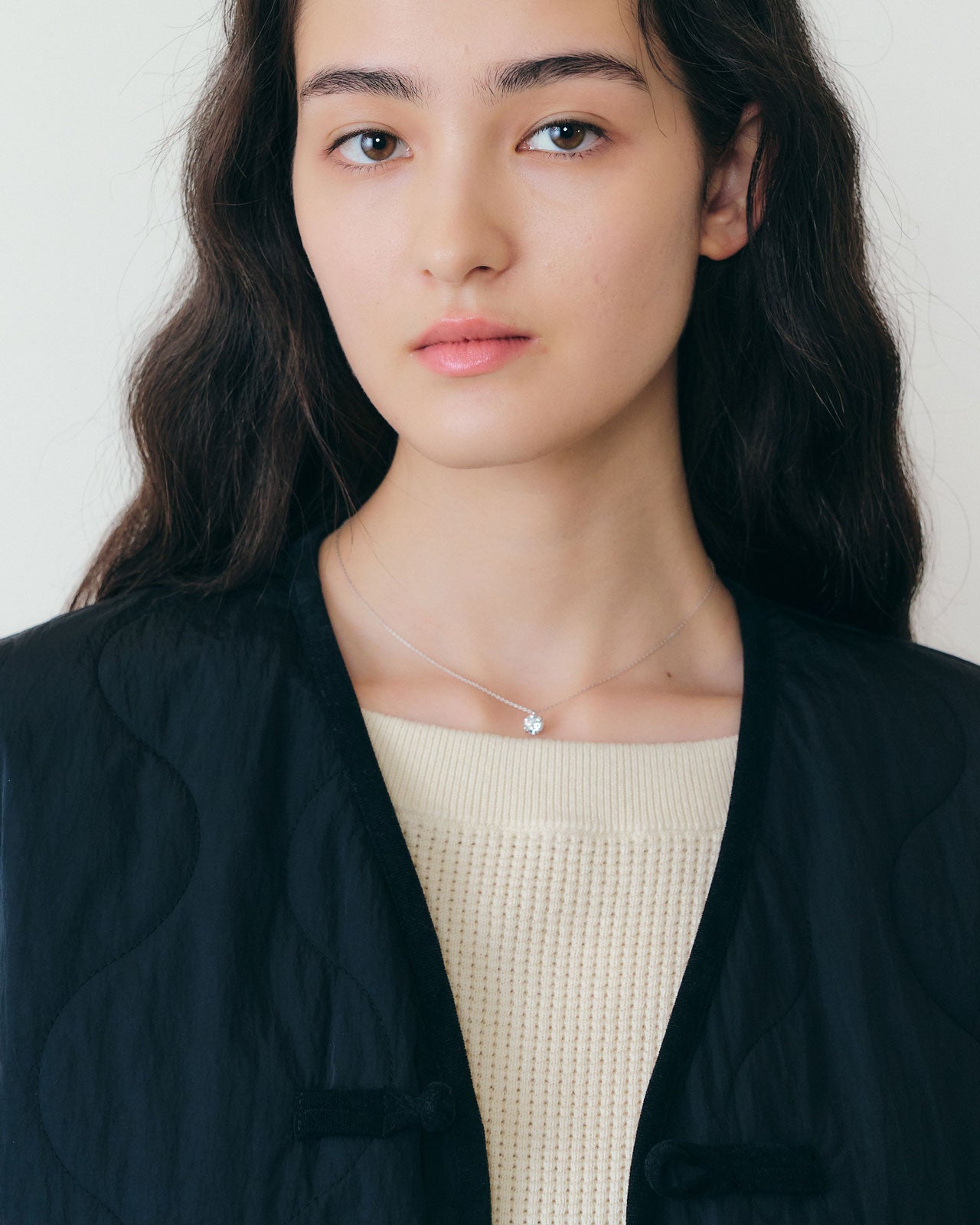 【9月中旬お届け】CHINA BUTTON QUILTED VEST