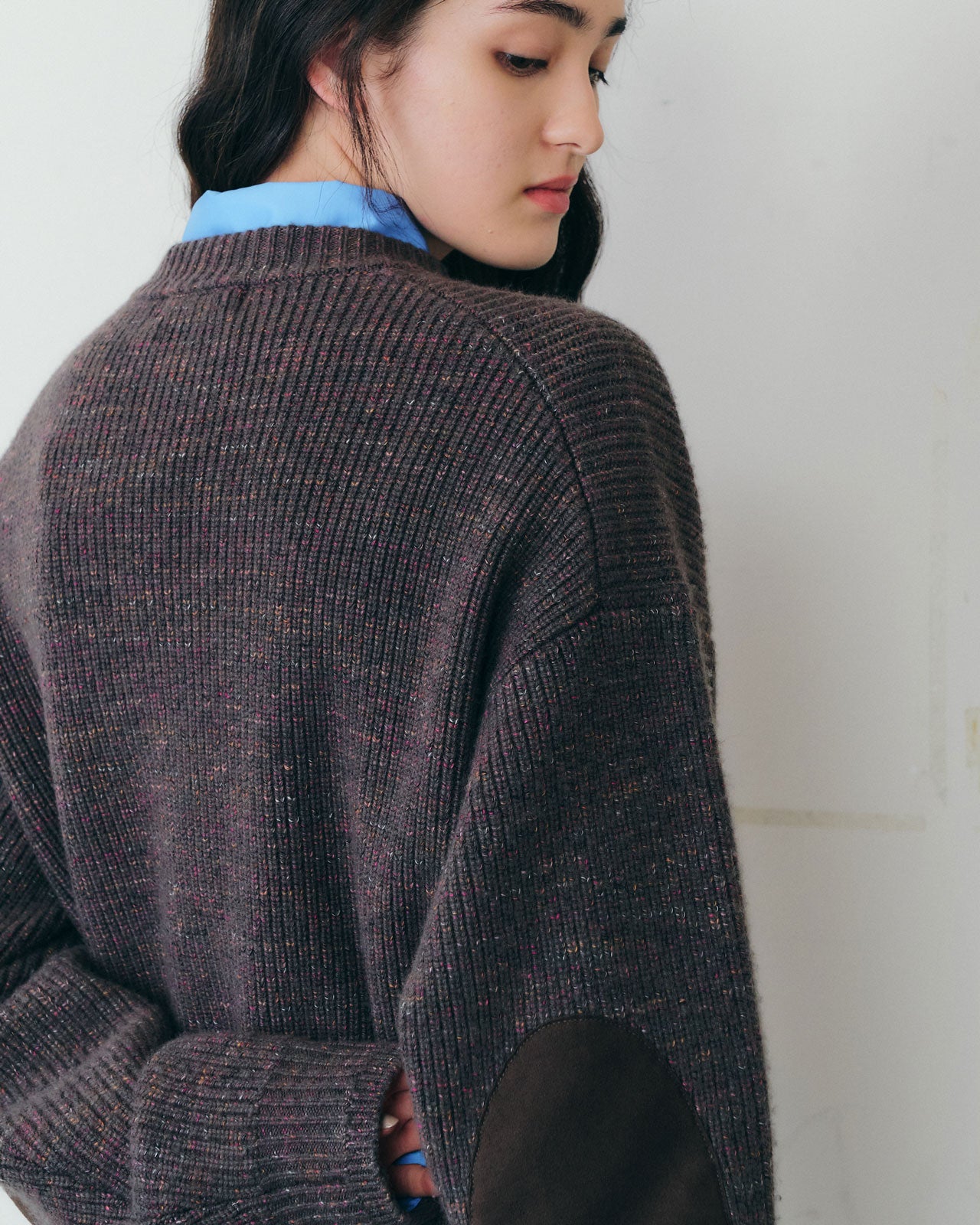 【新品未使用】アニエスベー　10〜12歳　ニットポンチョ　チャコールグレー 10月中旬入荷予定】ELBOW PATCH KNIT PULLOVER – Shinzone