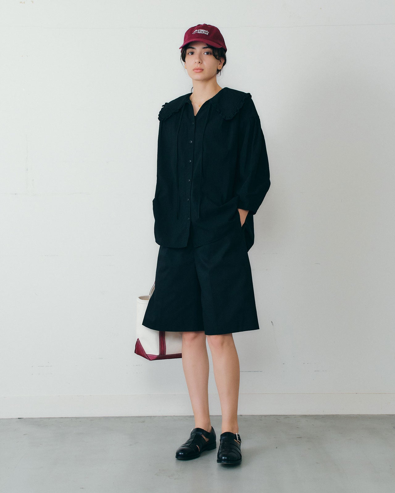 【6月下旬お届け】COTTON FRILLED BLOUSE
