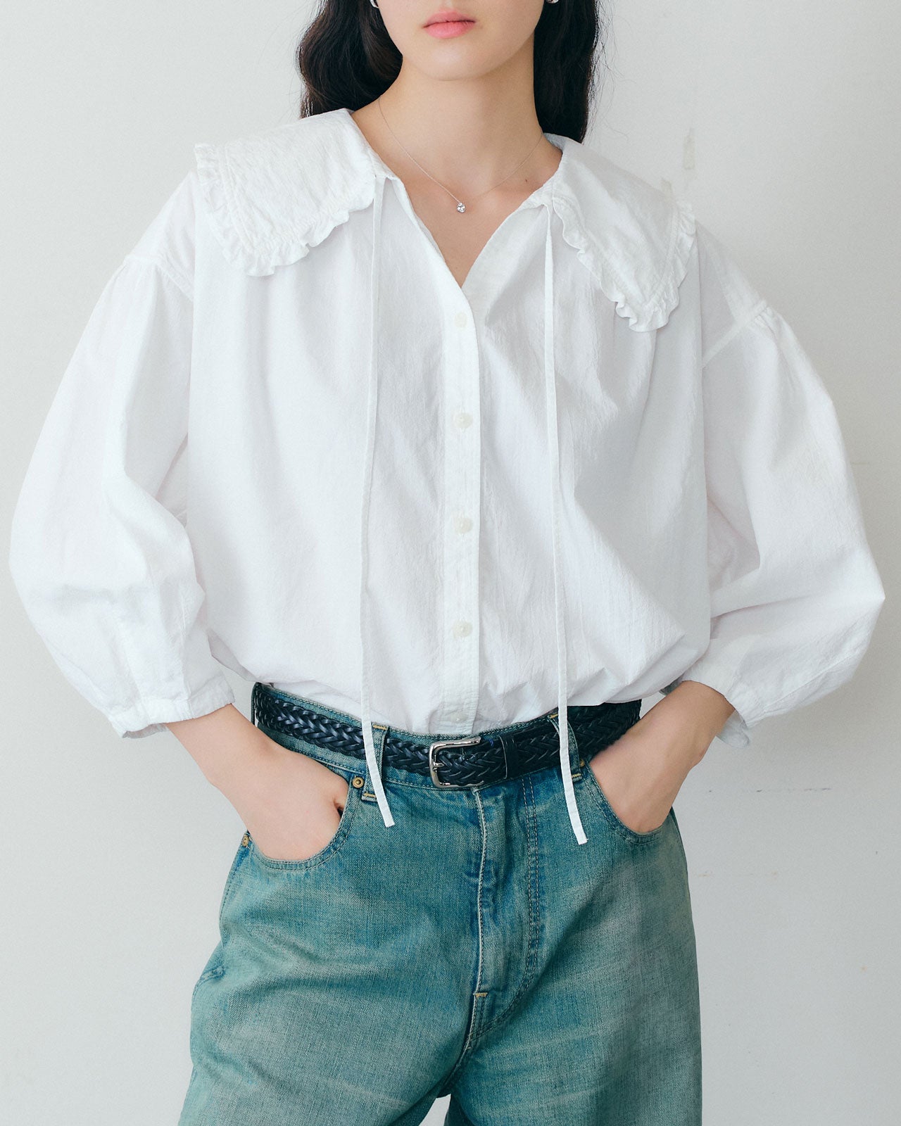 【6月下旬お届け】COTTON FRILLED BLOUSE
