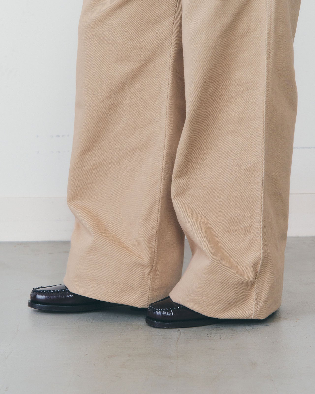 【2月上旬入荷予定】COTTON TWILL WIDE PANTS