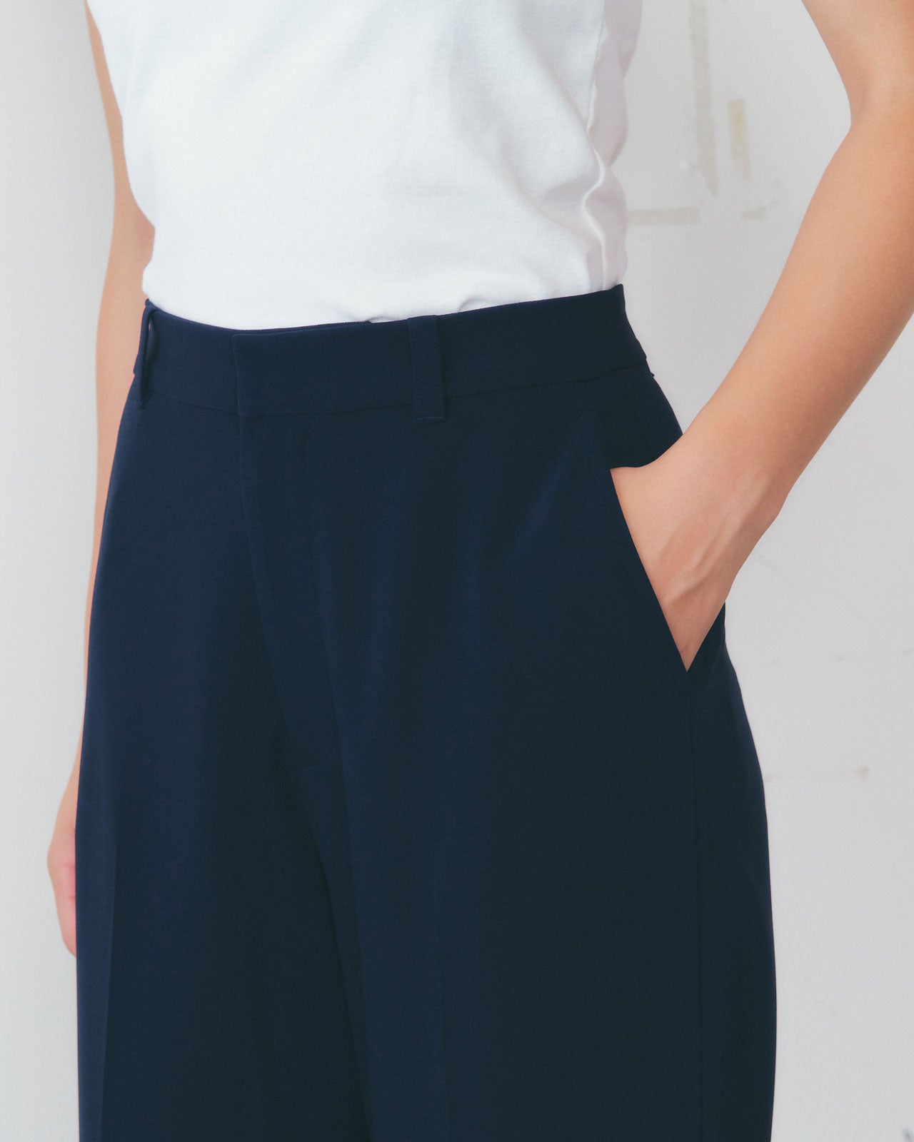 【1月中旬お届け】DOUBLE CLOTH BARREL PANTS