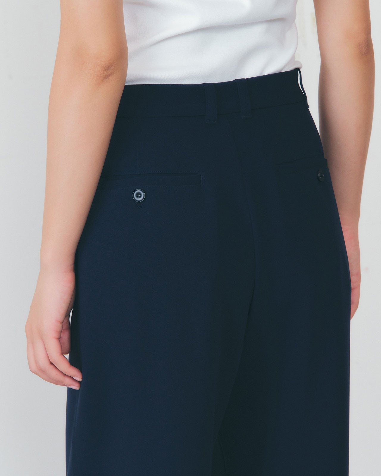 【1月中旬お届け】DOUBLE CLOTH BARREL PANTS