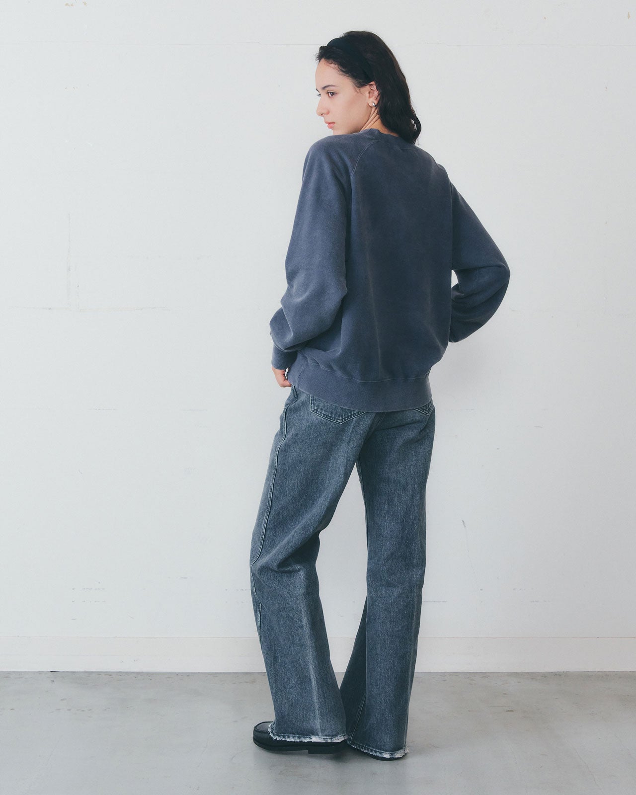 【12月下旬お届け】GARMENT DYED SWEATSHIRT