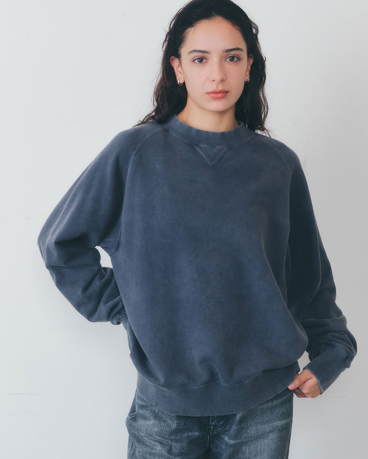 【12月下旬お届け】GARMENT DYED SWEATSHIRT