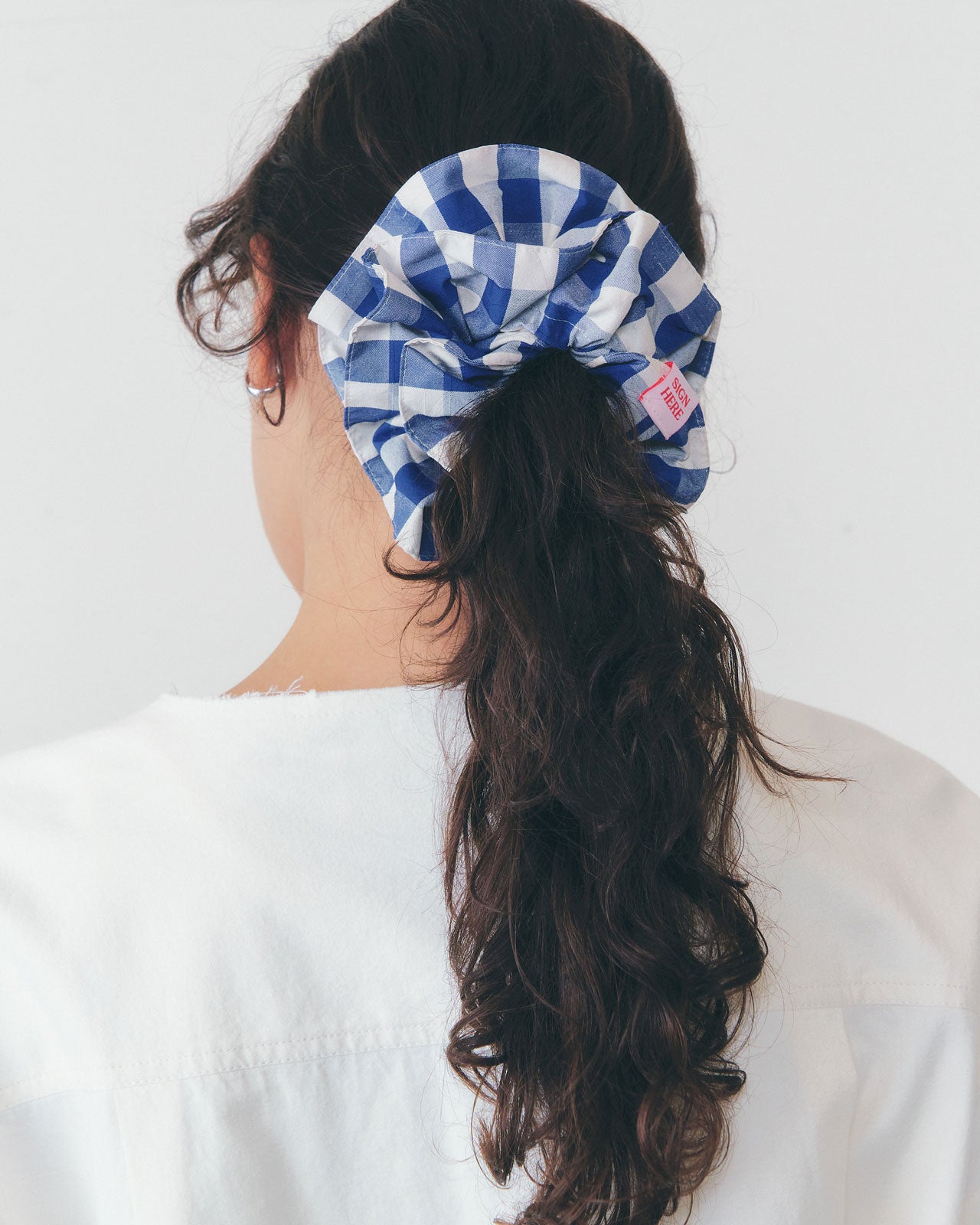 GINGHAM CHECK SCRUNCHIE – Shinzone