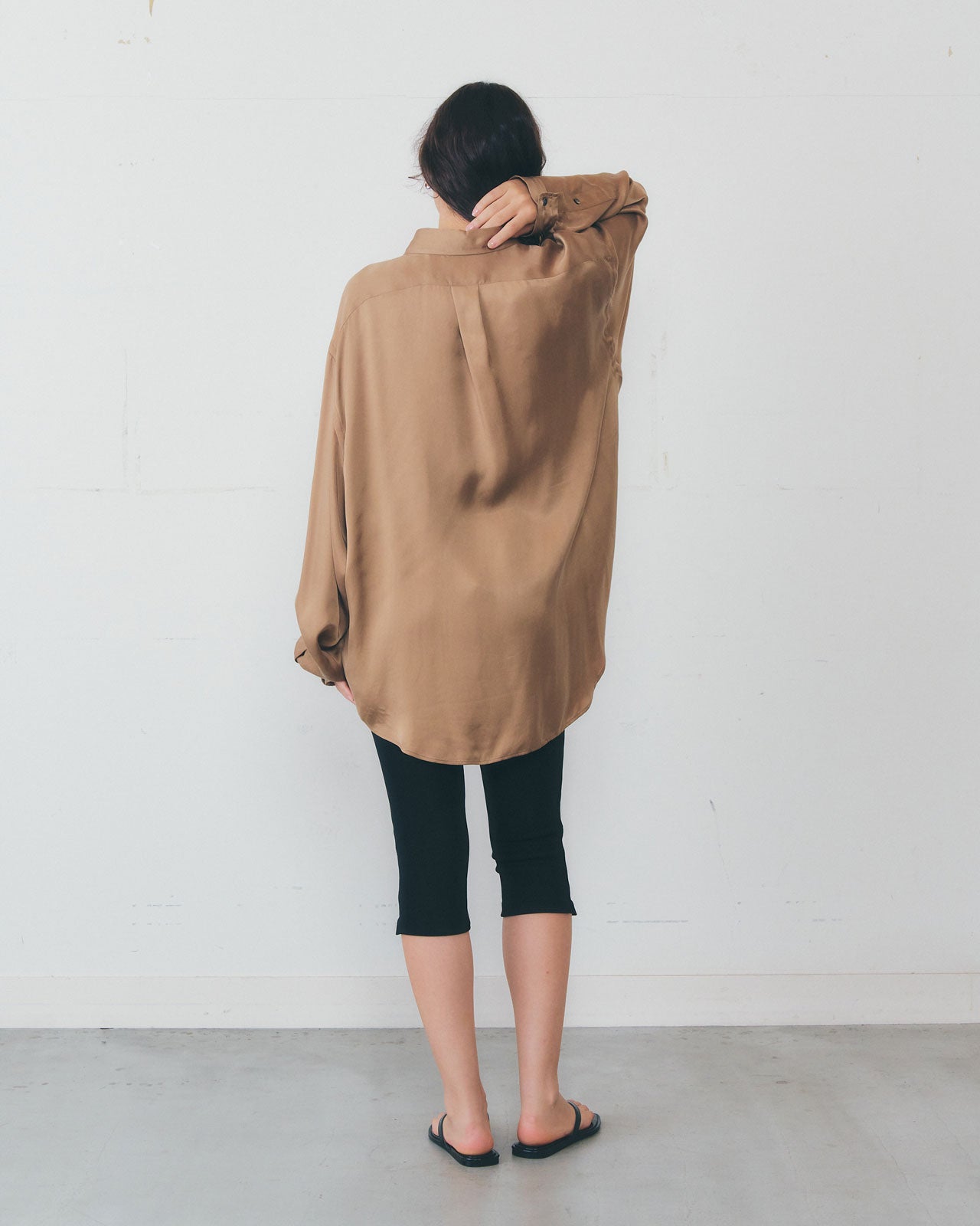 【1月中旬お届け】SILKY CUPRA SHIRT