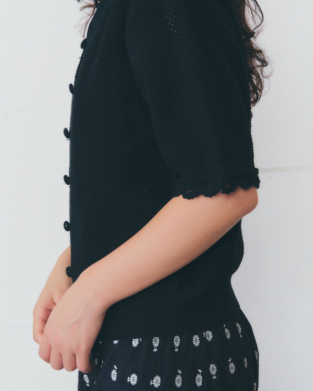 【3月中旬入荷予定】MESH LACE KNIT CARDIGAN