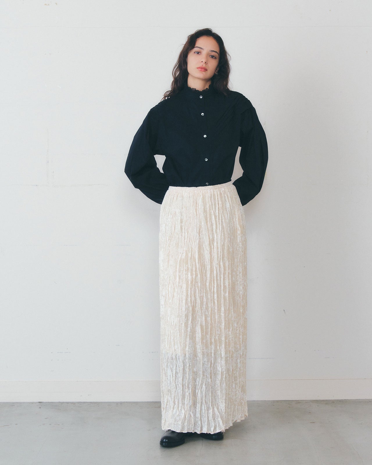 VELVET PLEATED SKIRT – Shinzone