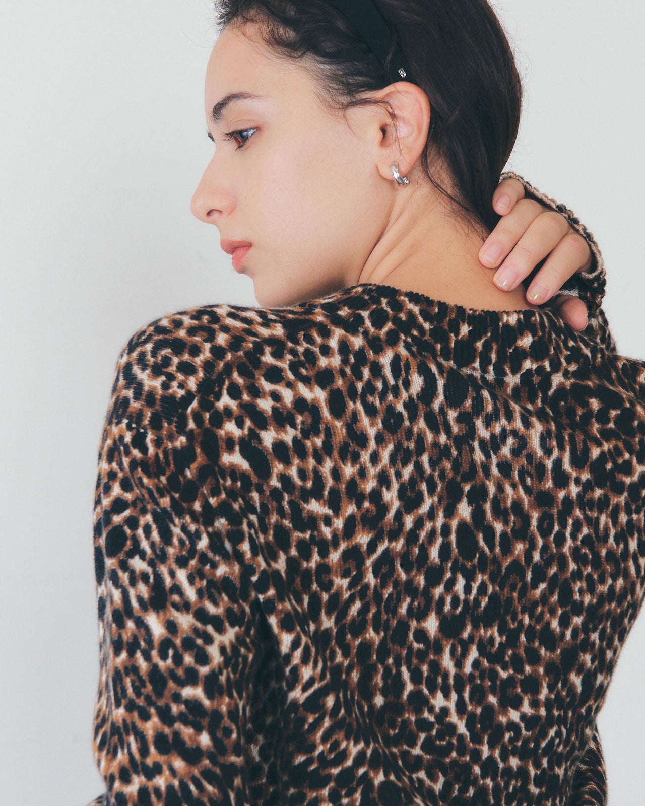 【11月下旬お届け】LEOPARD LONG RIB KNIT CARDIGAN