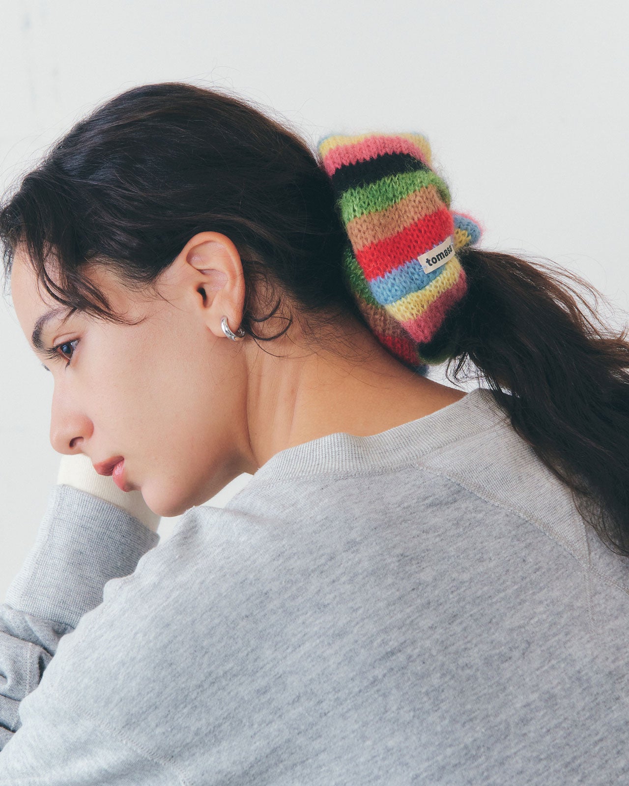 tomasa VALERIA MOHAIR SCRUNCHIE