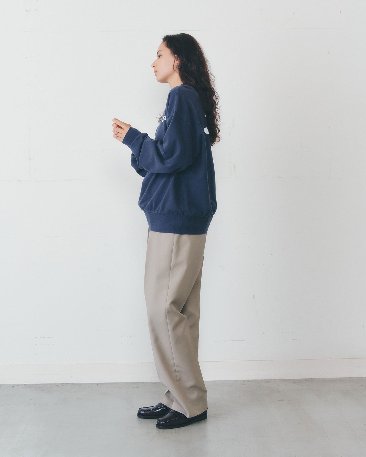 【1月中旬お届け】TWO TUCK TROUSERS