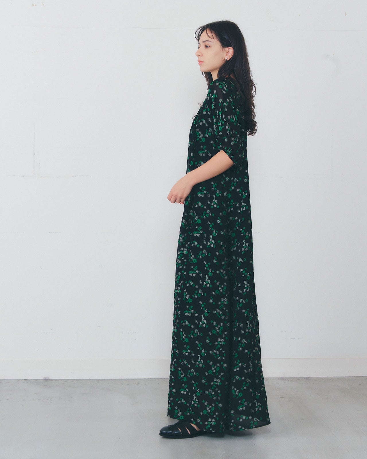【4月中旬お届け】FLORAL JACQUARD DRESS