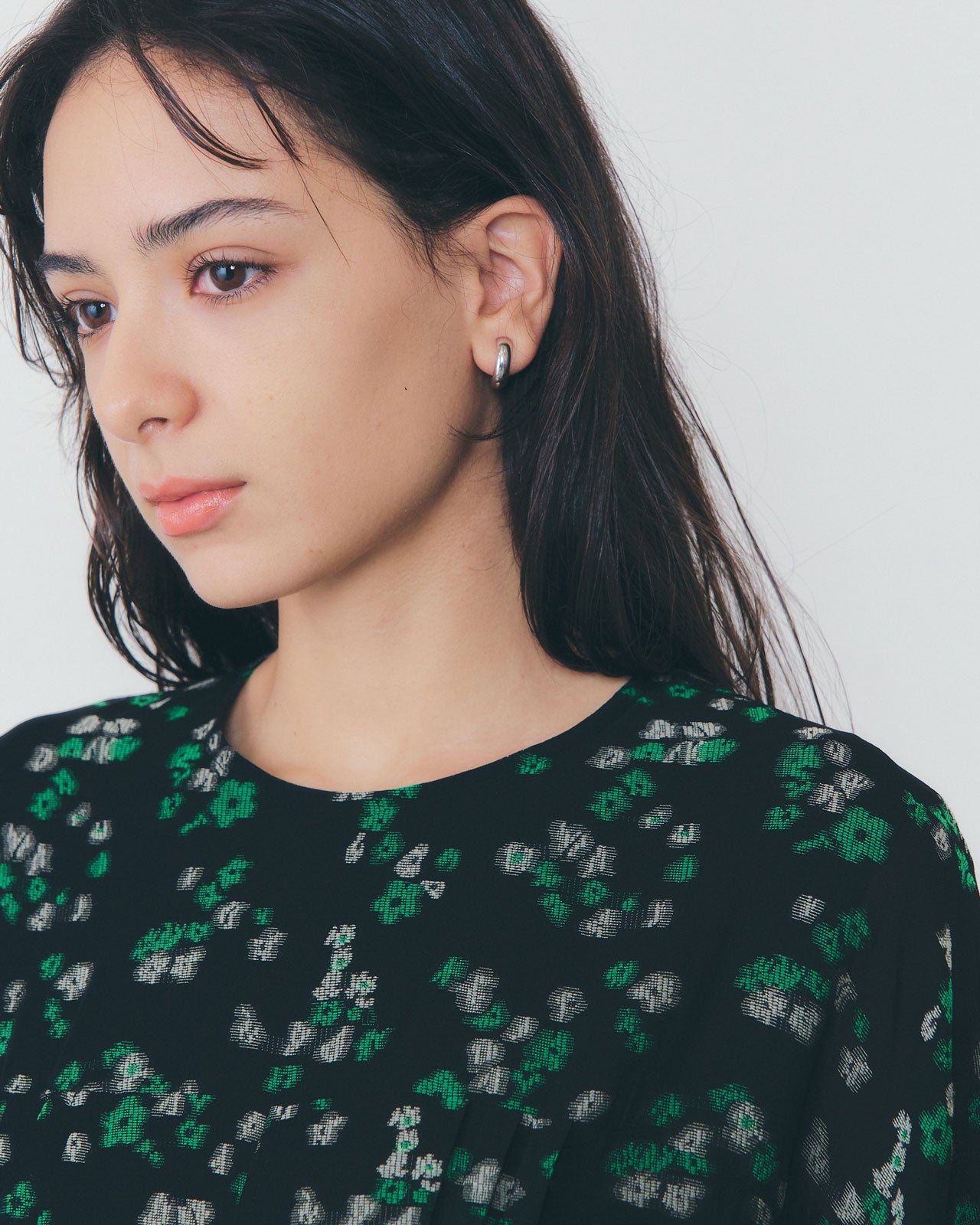 【4月中旬お届け】FLORAL JACQUARD DRESS