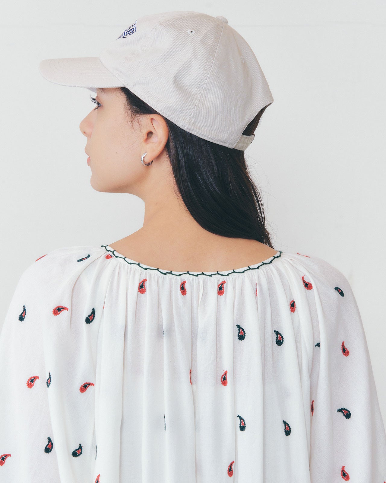 PAISLEY EMBROIDERED DRESS – Shinzone
