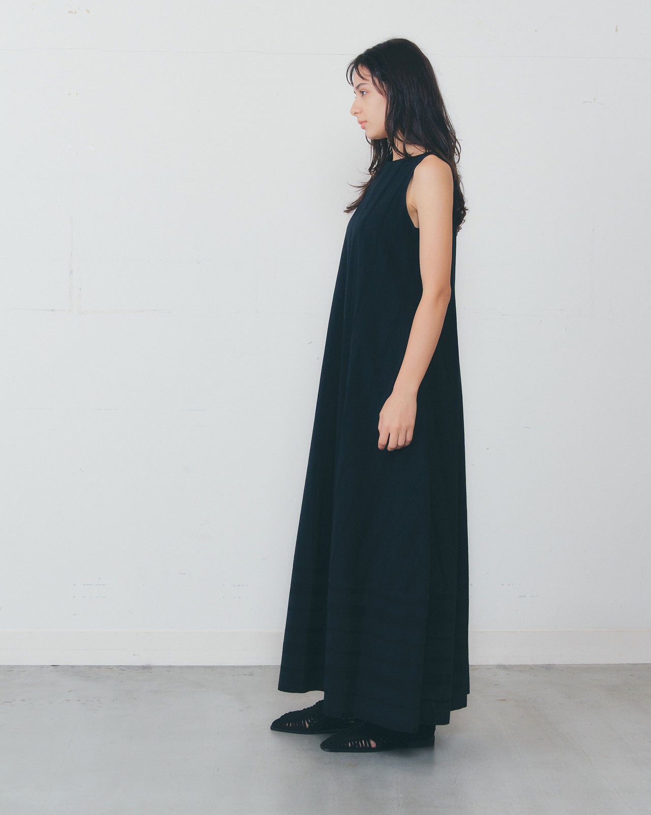 【6月上旬入荷予定】LINEN STRIPED DRESS