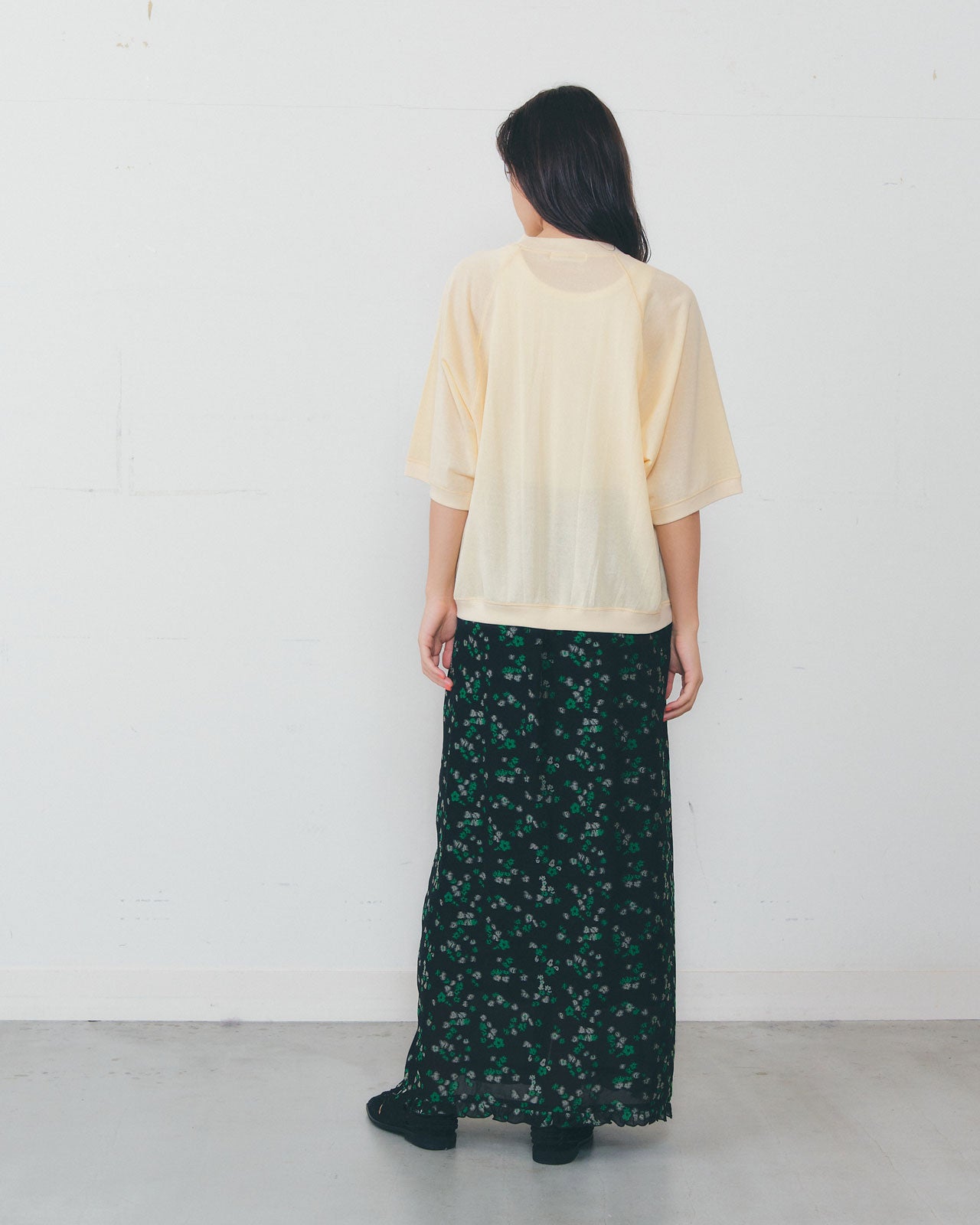 GRAY/RED/YELLOW】SHEER HALF SLEEVE SWEATSHIRT – Shinzone