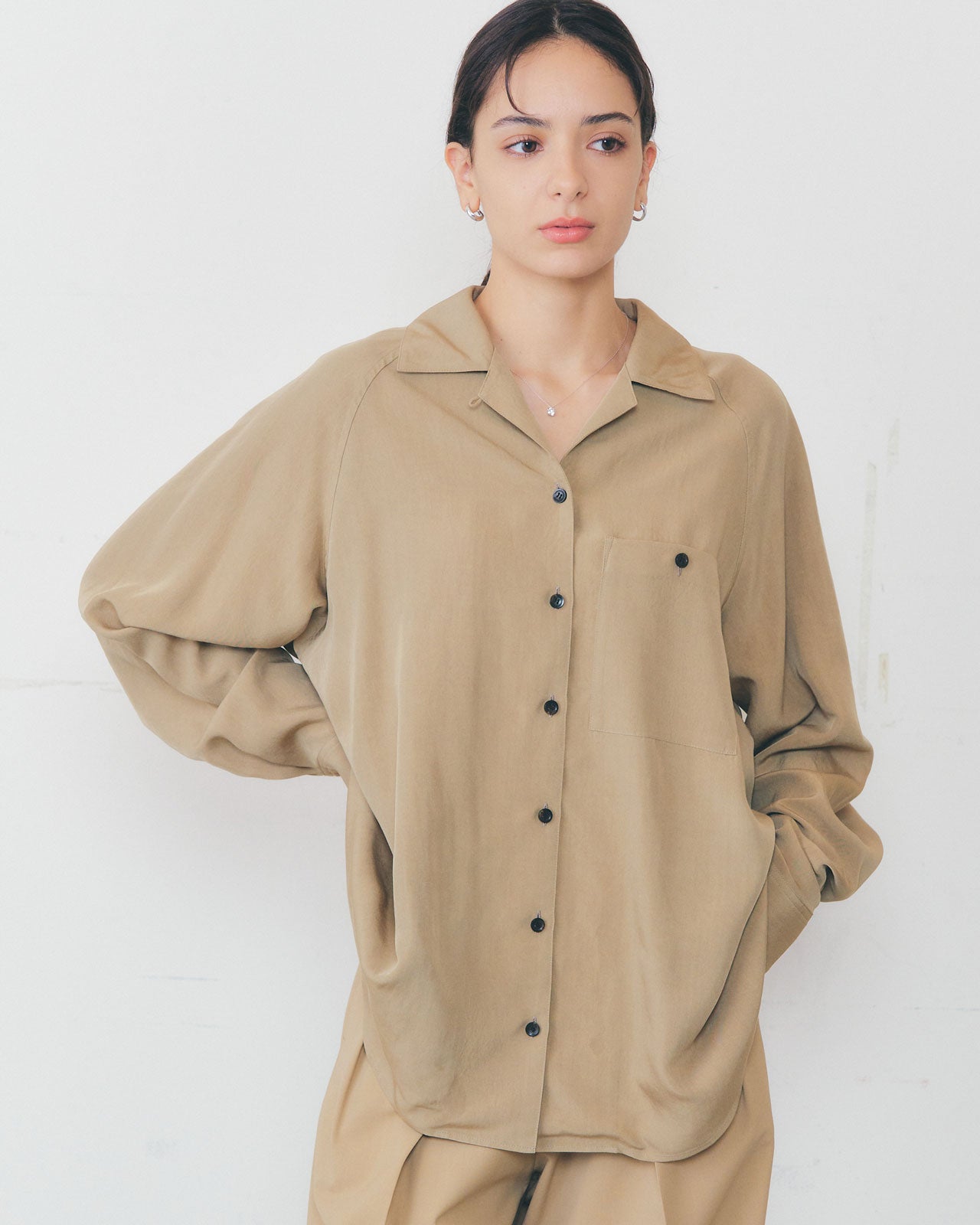 トップス SHISHIKUI open collar / OFF holed topp / BLACK – SHISHIKUI