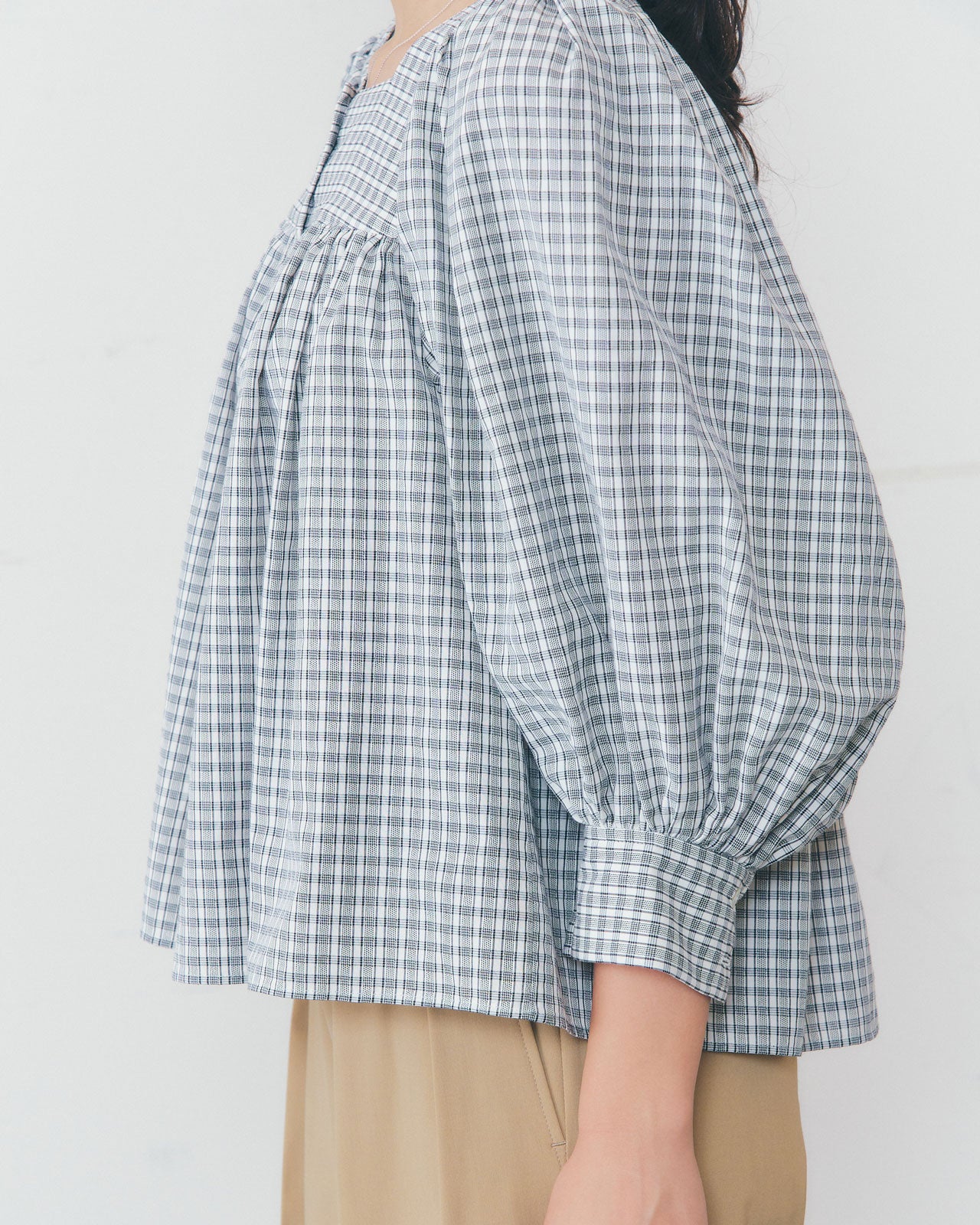 【5月上旬入荷予定】DOBBY CHECKED BLOUSE