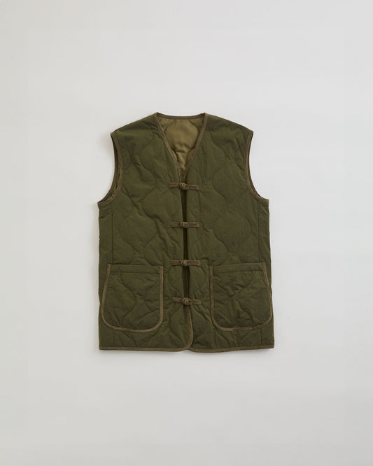【9月中旬お届け】CHINA BUTTON QUILTED VEST
