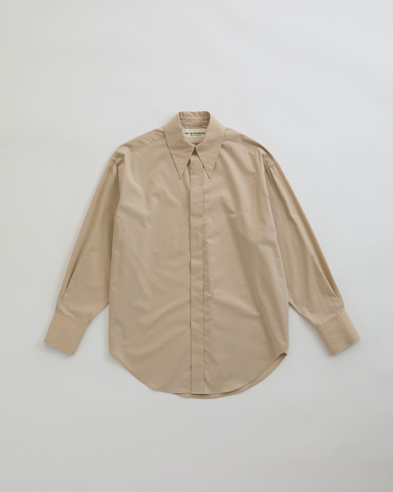 【1月中旬お届け】POINTED COLLAR SHIRT