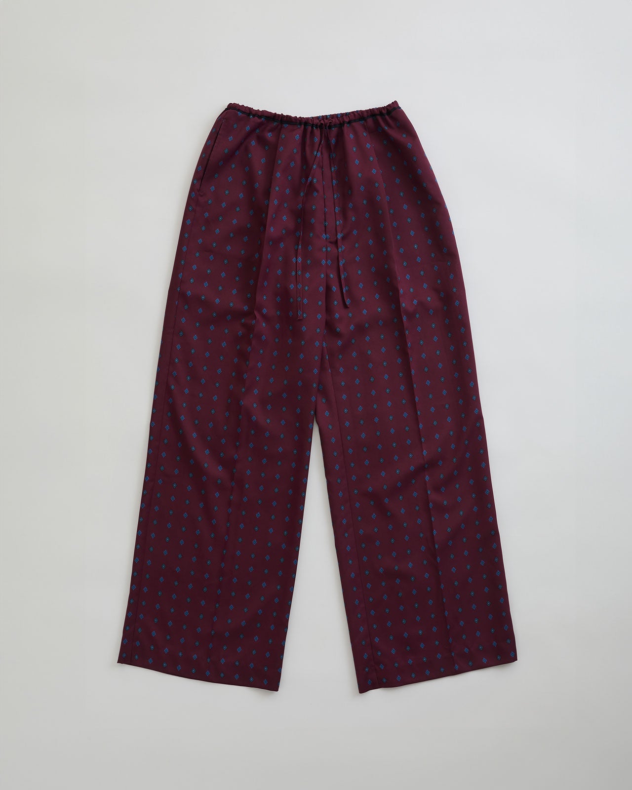 CARPET PATTERNED PANTS