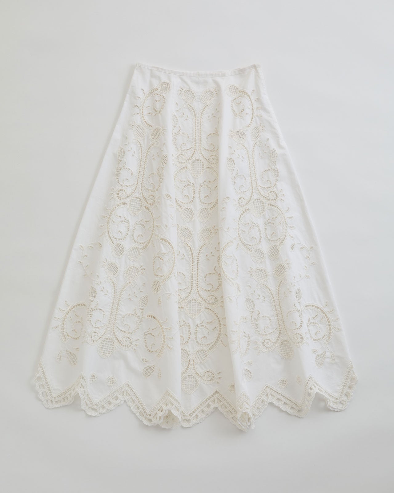 EMBROIDERY LACE SKIRT