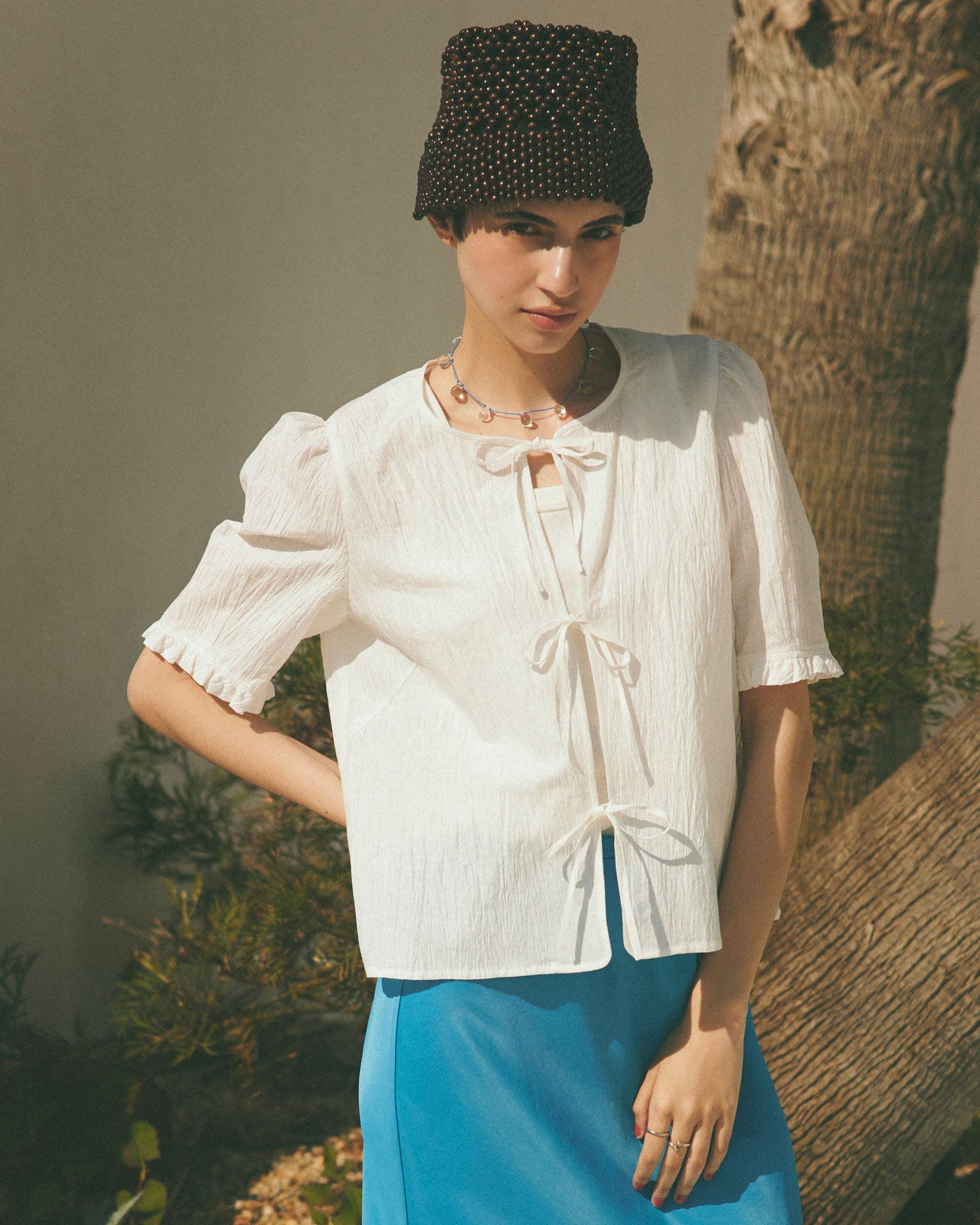 【6月下旬お届け】OPEN RIBBON BLOUSE