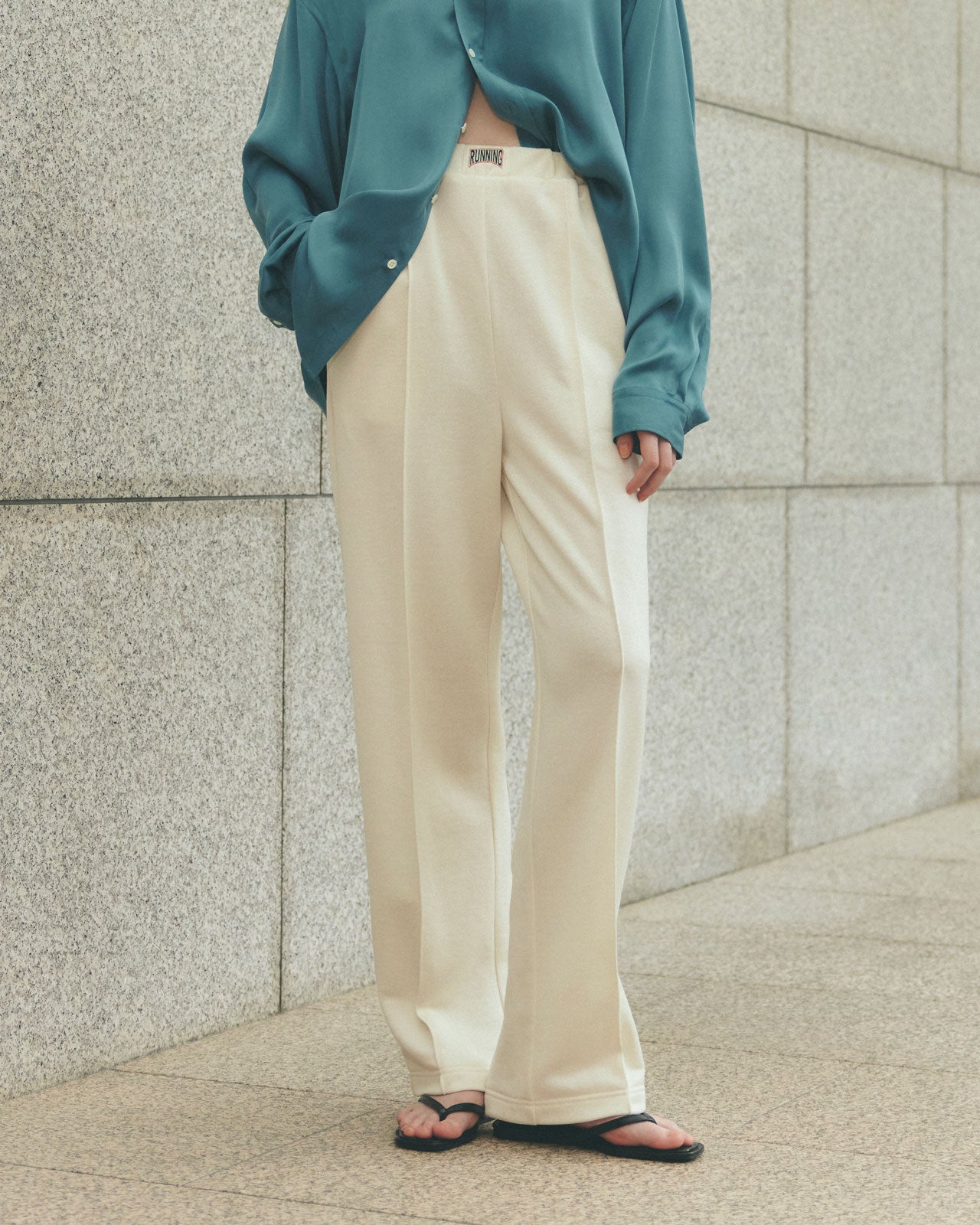 【1月中旬お届け】BRIGHT TRACK PANTS