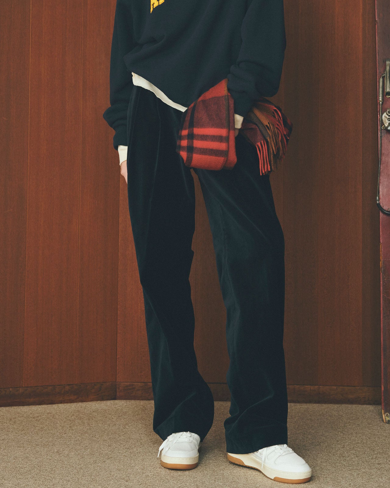 ORGANIC VELVET TOMBOY PANTS