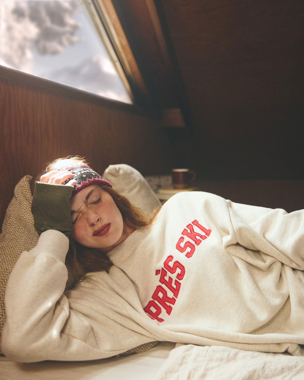 【11月下旬お届け】APRES SKI SWEATSHIRT