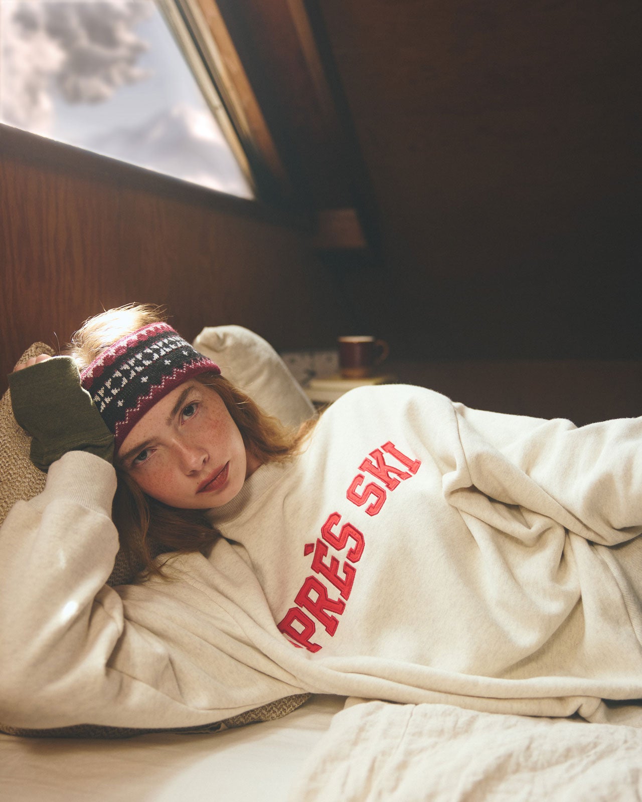 【11月下旬お届け】APRES SKI SWEATSHIRT
