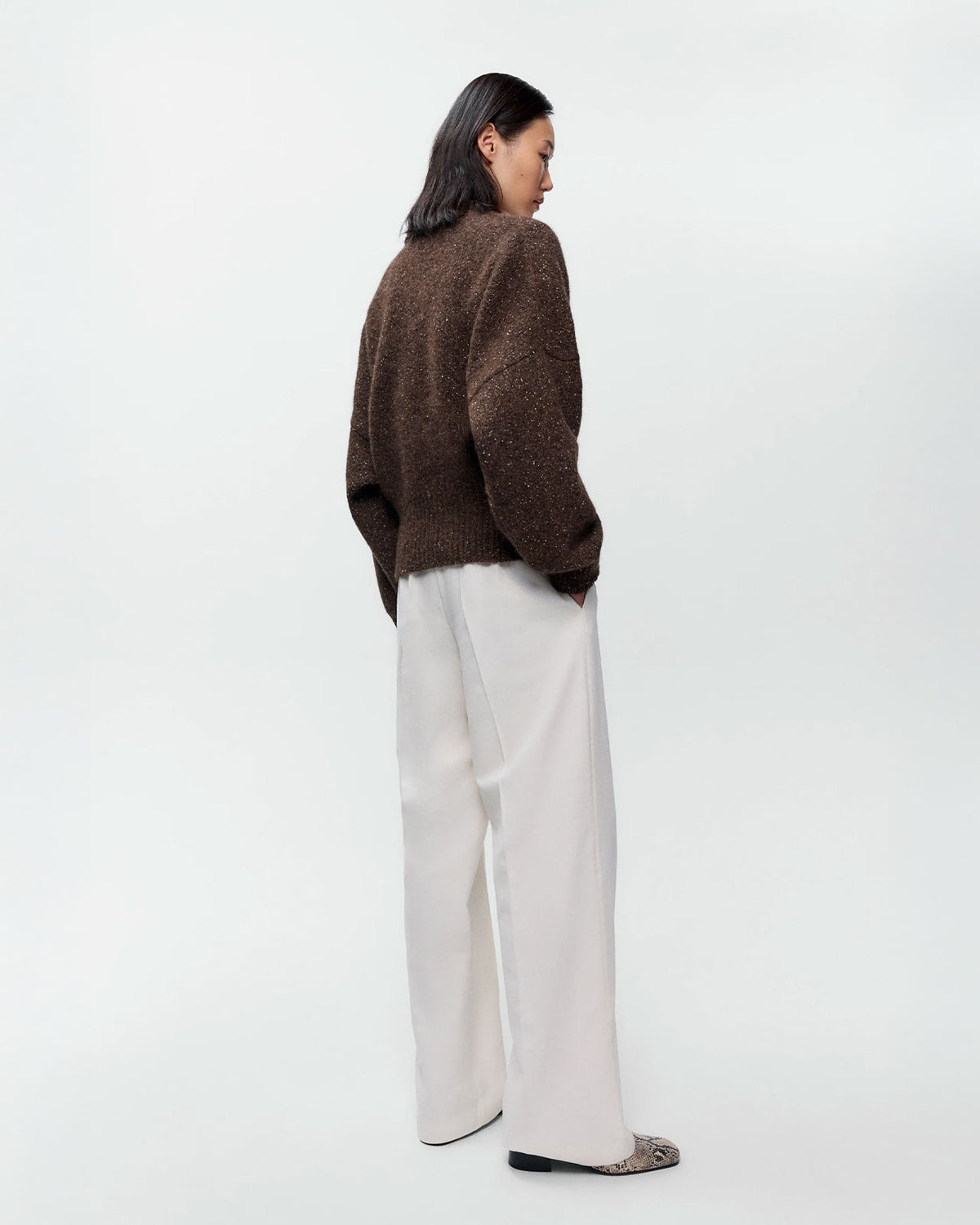 CORDERA SPECKLED V-NECK SWEATER