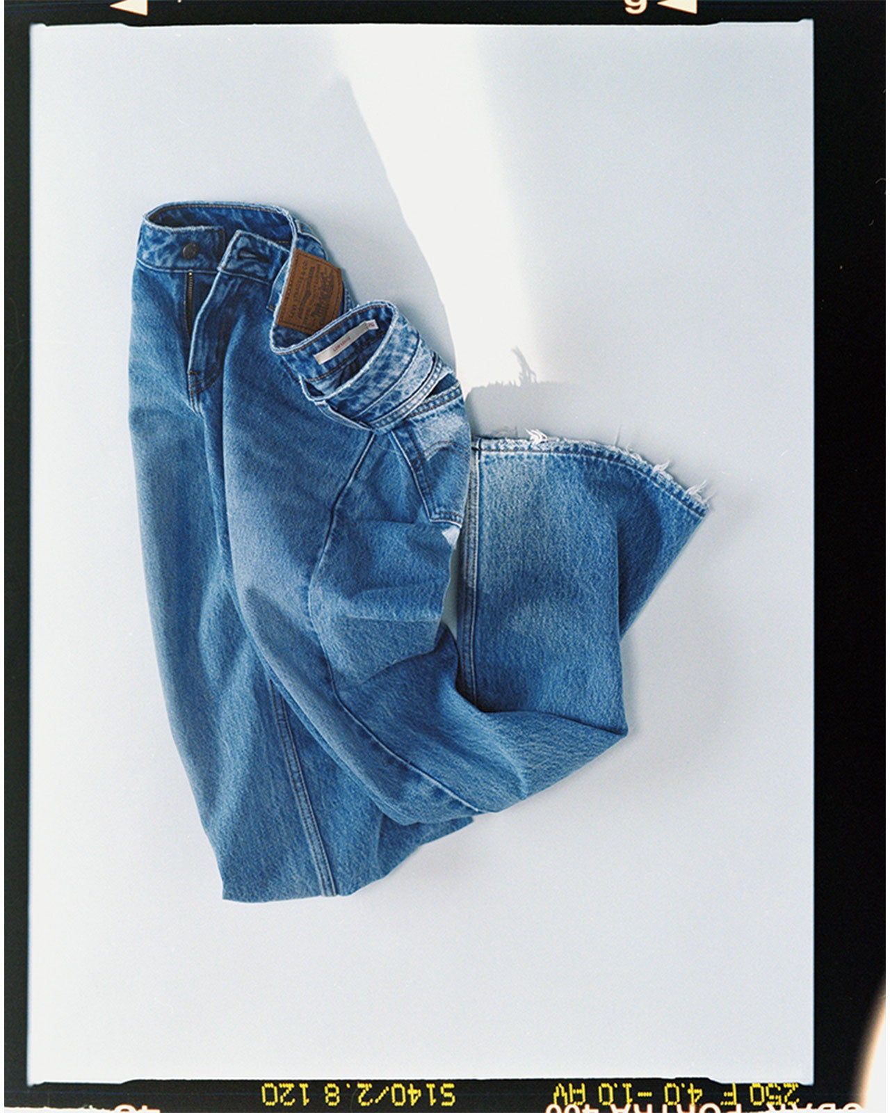 【8月下旬お届け】Levi’s LOW LOOSE DENIM