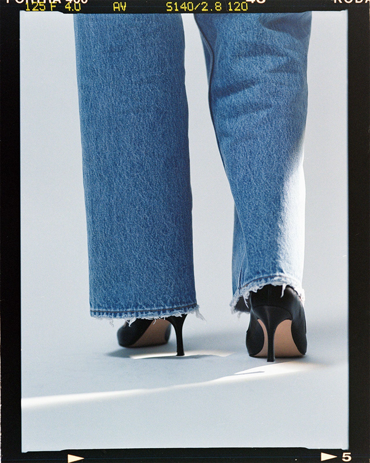 【8月下旬お届け】Levi’s LOW LOOSE DENIM