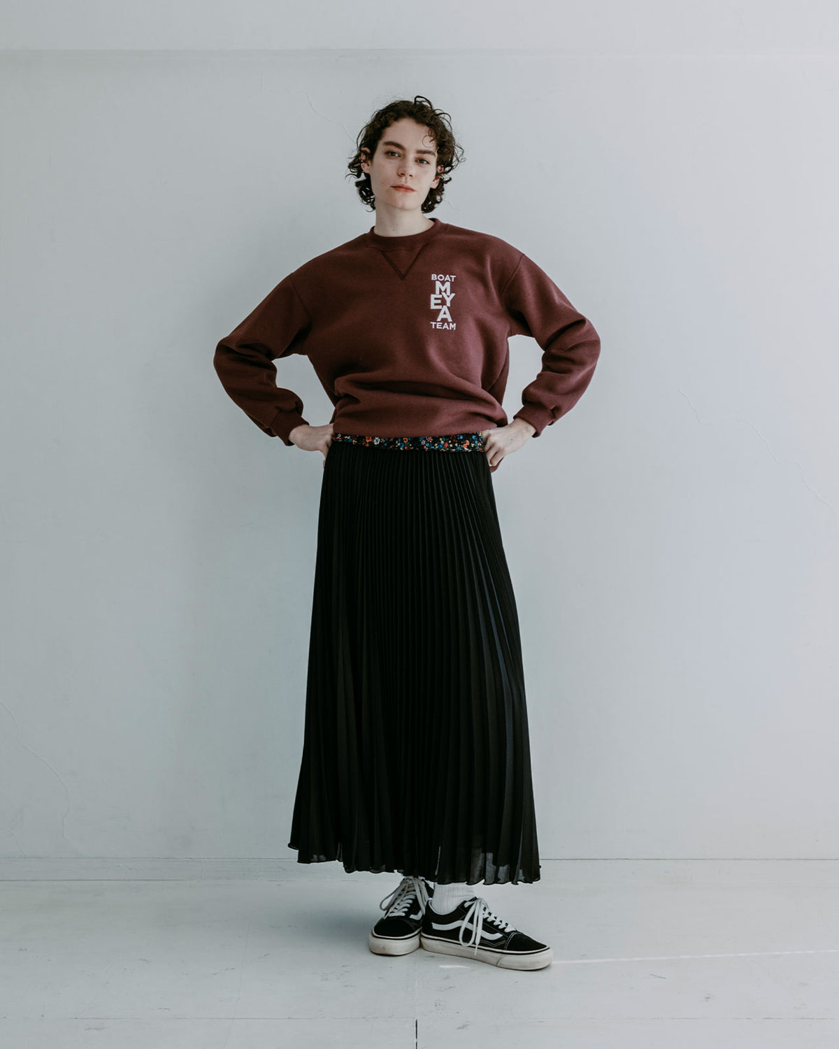 MEYAME NO.6 EMBROIDELY SWEAT (BRUSHED LINING)