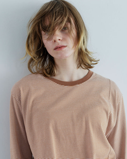 MEYAME BORDER SLIT LONG SLEEVE TEE