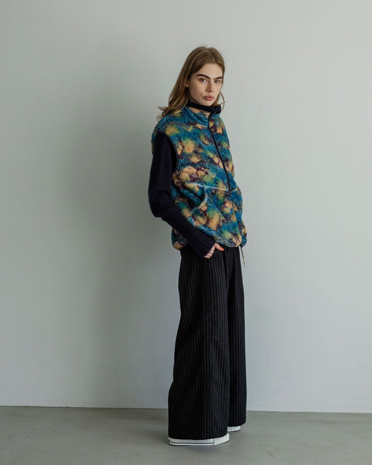 MEYAME PRINT/ SOLID REVERSIBLE FLEECE VEST