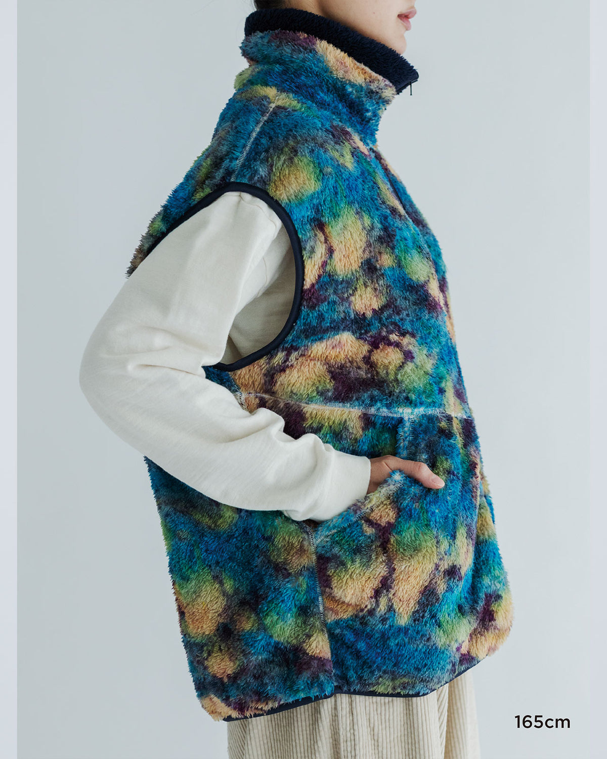 MEYAME PRINT/ SOLID REVERSIBLE FLEECE VEST