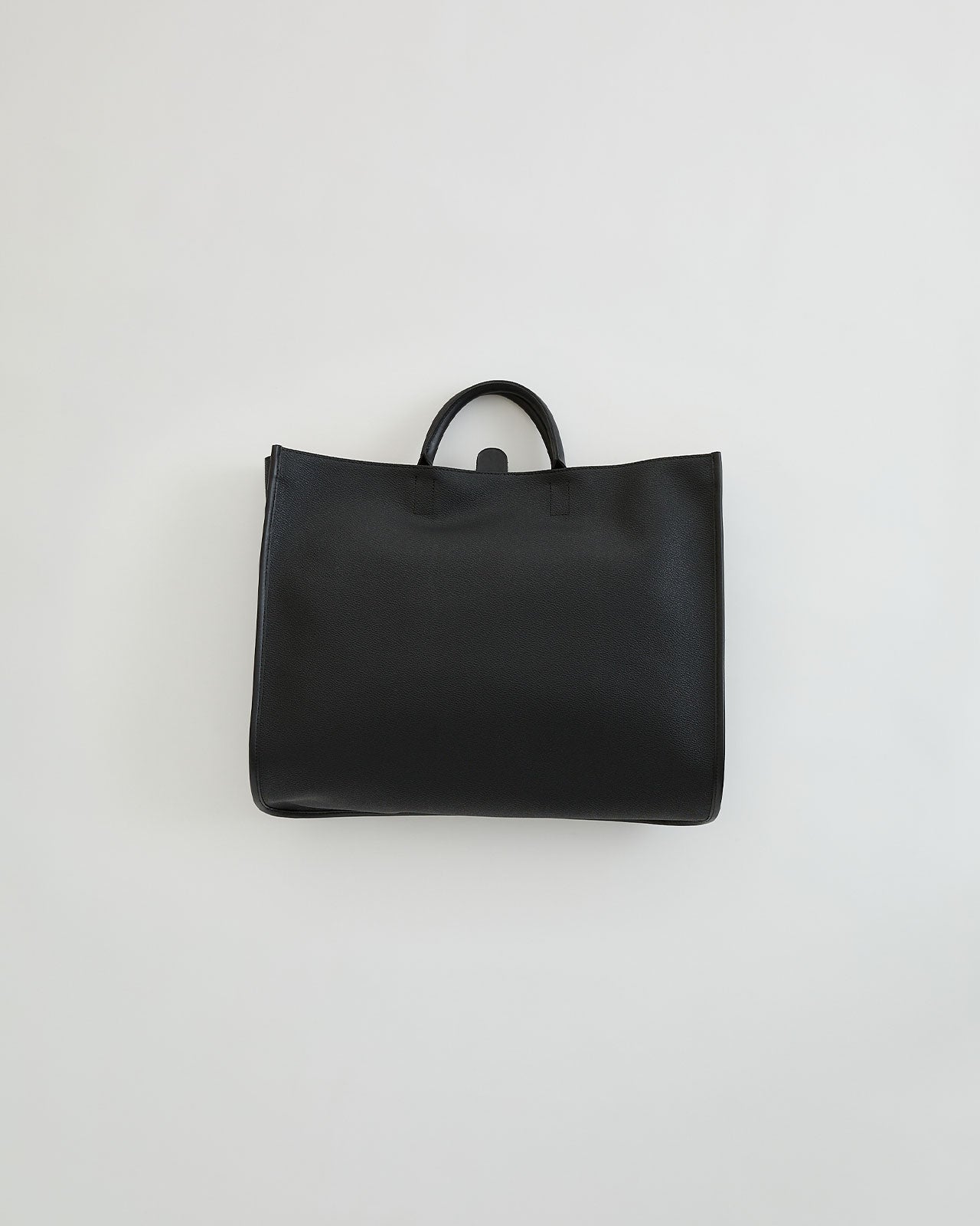 PIENI  TOTE SQ