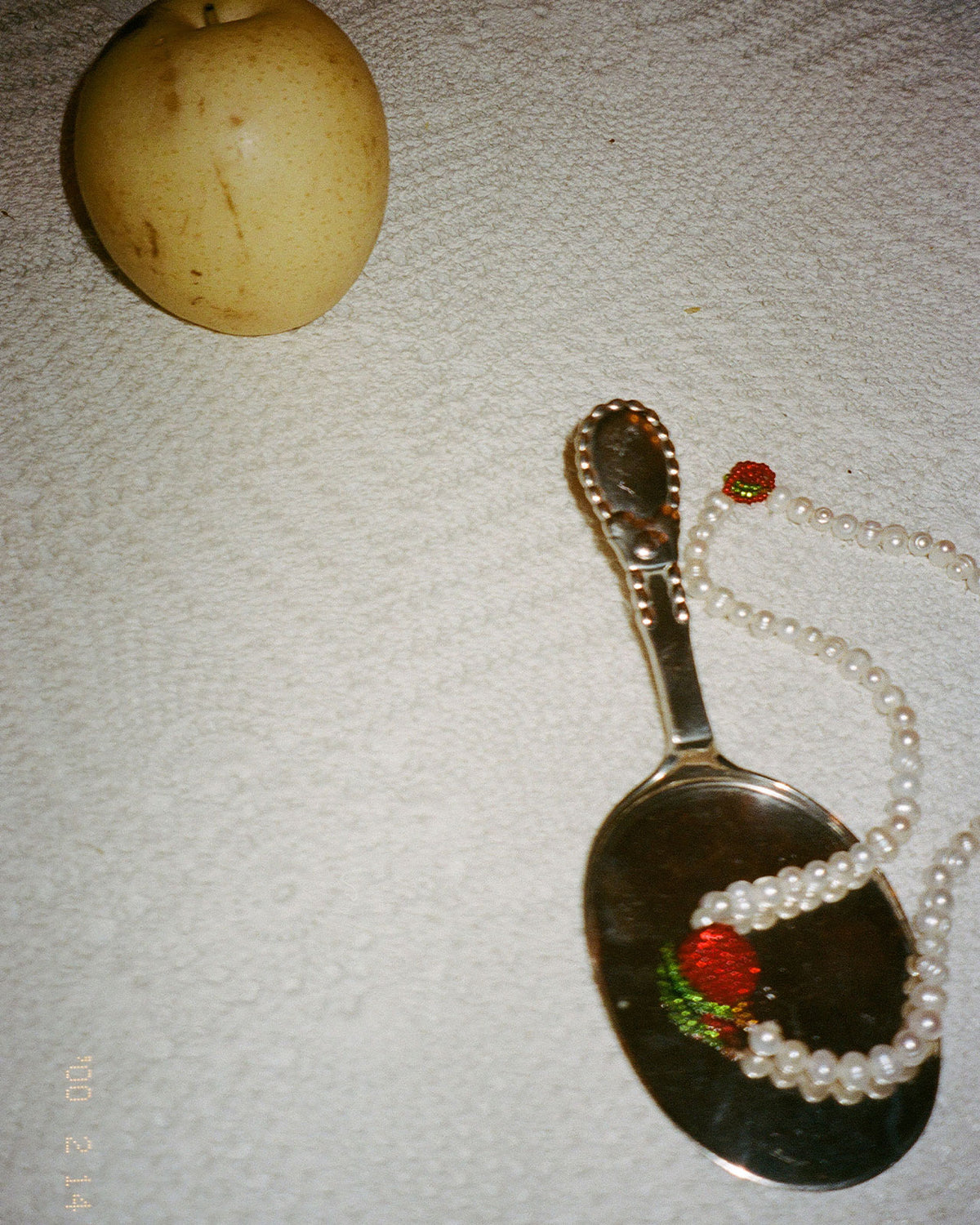 Pura Utz PEARL APPLE NECKLACE
