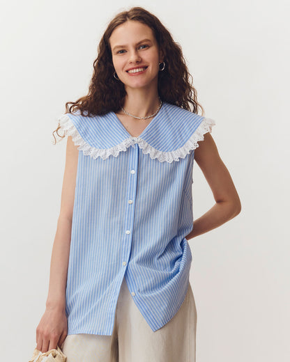 SLEEVELESS LACE BLOUSE