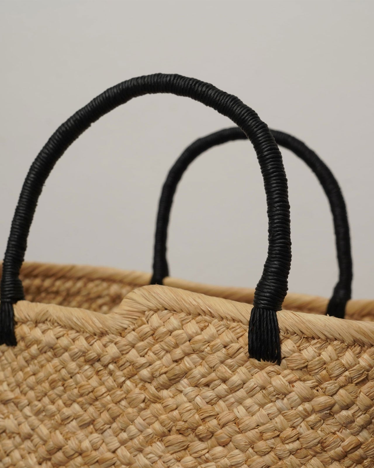 AMPIANA Handle color Marché bag(Msize) – Shinzone