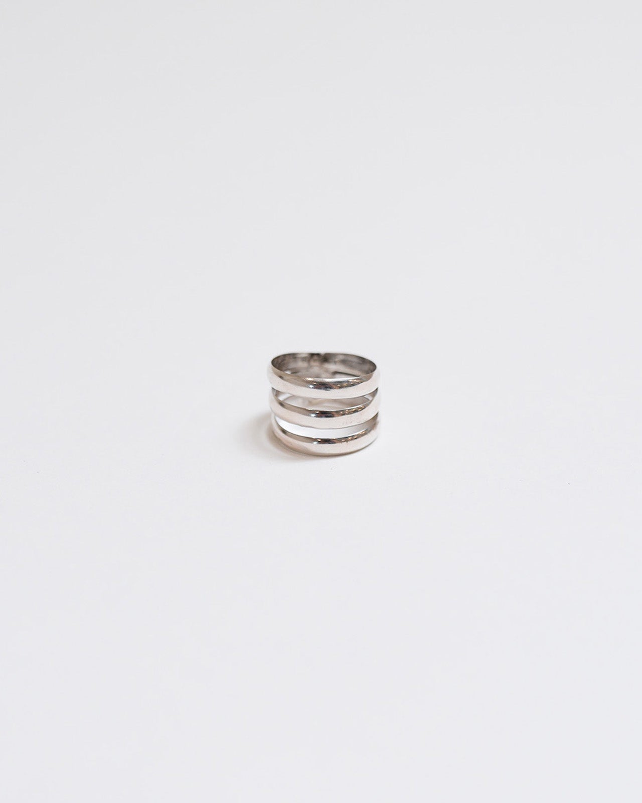 ERICKA NICOLAS BEGAY＞3 LINE RING – Shinzone