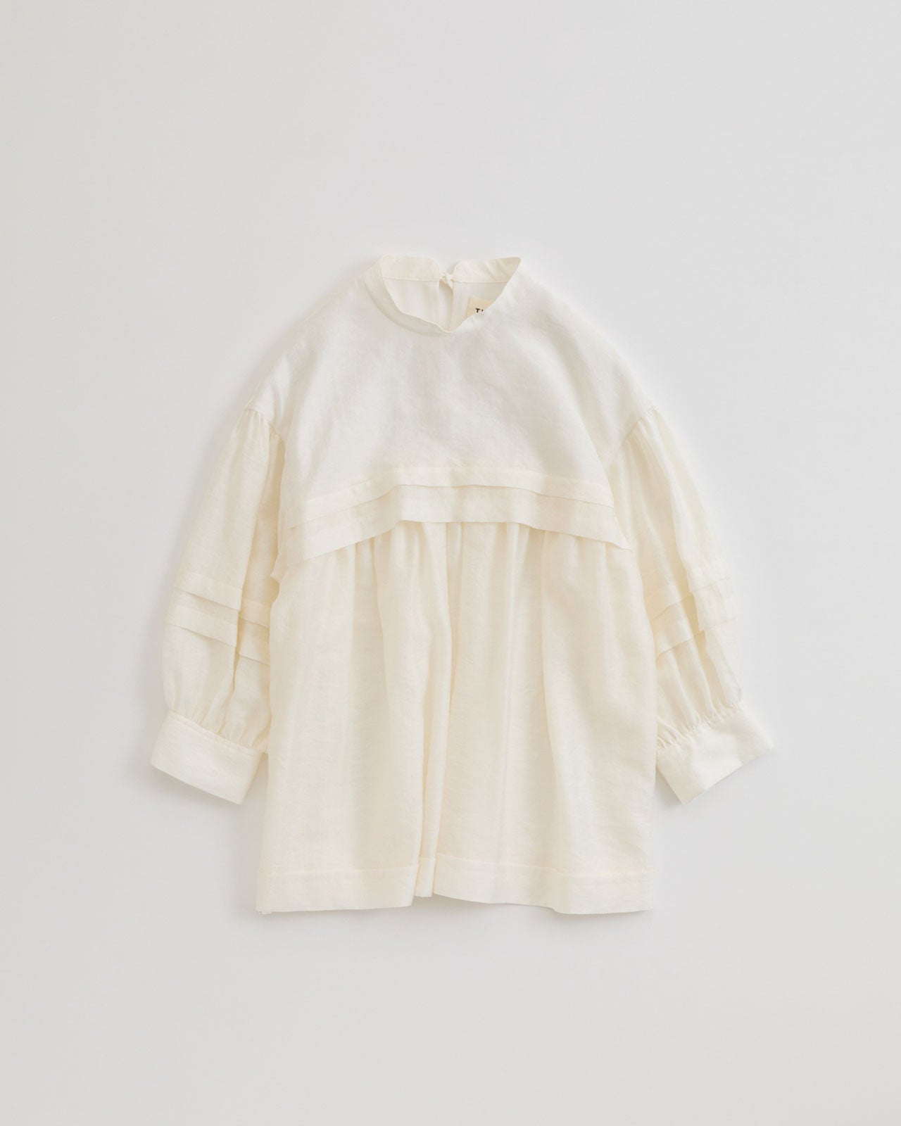【2月中旬入荷予定】SHEER TUCK BLOUSE