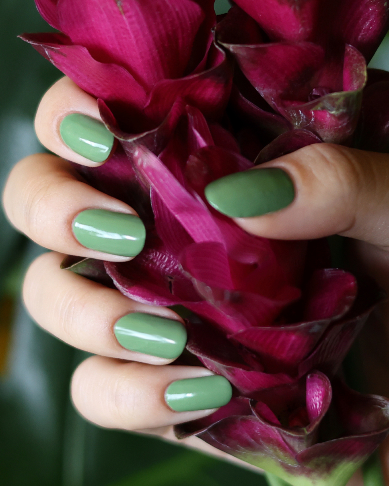 manucurist green nail polish