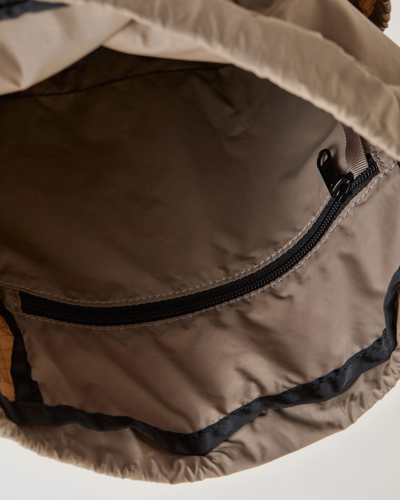 KELTY PACKABLE KINCHAKU DAYPACK